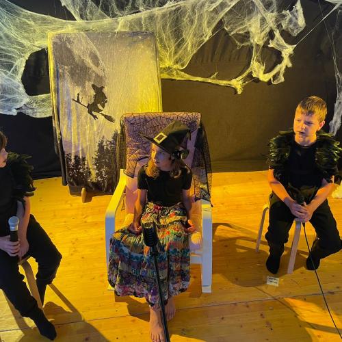 © Michaela Troyer Musical "Hexe Backa Racka" 2023