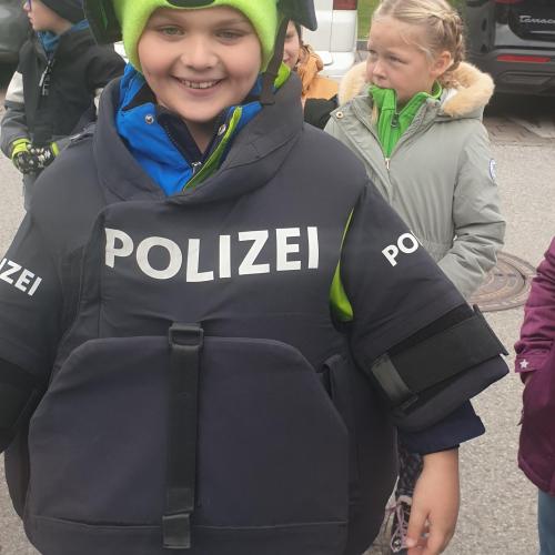 Verkehrserziehung mit der Polizei Strass- Herbst 2024