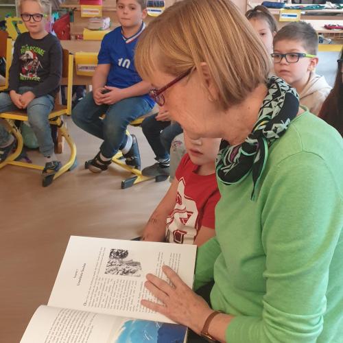Lesung mit Lesepatin Heidi 2024
