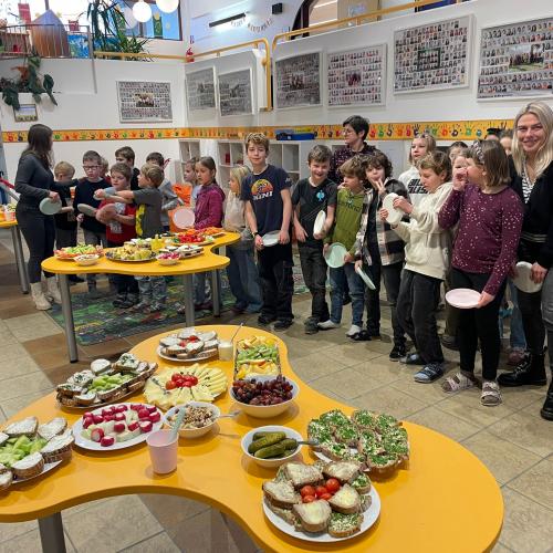 Schulbuffet "Gesunde Schule"- 2B- Klasse- Jänner 2024