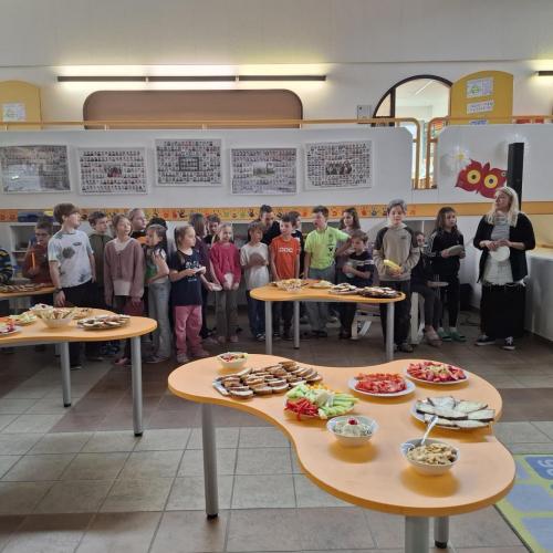 Schulbuffet "Gesunde Schule"- 2A- März 2025 