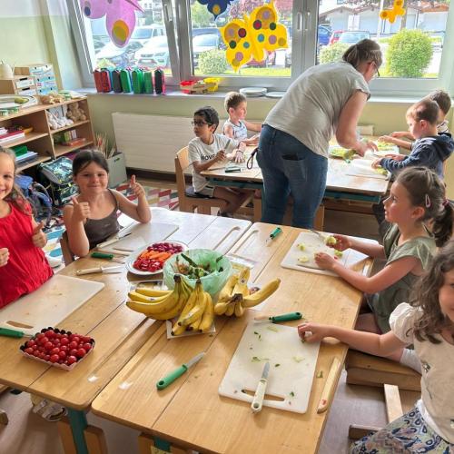 Schulbuffet "Gesunde Schule"- 1B Klasse- Juni 2024