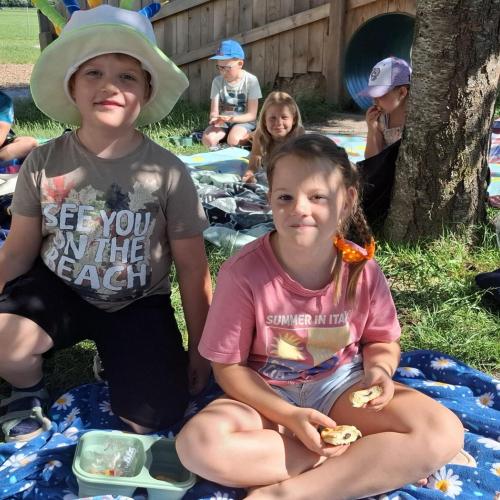 Picknick im Schulgarten- 2. Klassen 2025