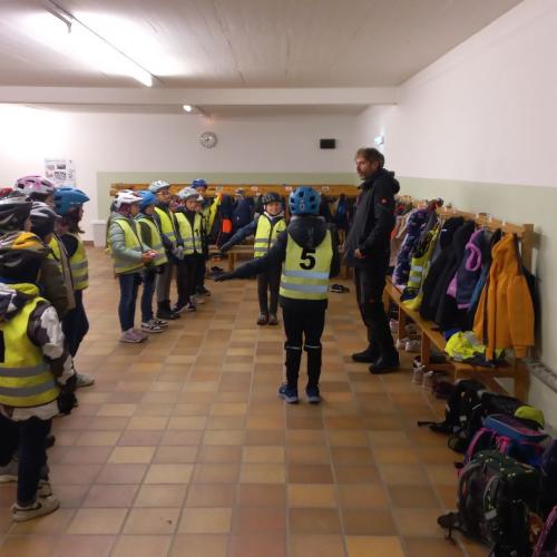 Erste Radfahrübung der vierten Klassen- 2025