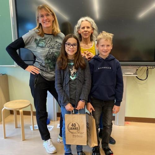 Büchereiauszeichnungen für fleißige LeserInnen im Sommer 2025