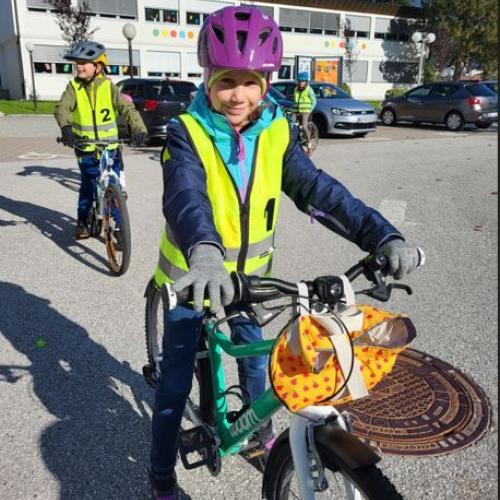 Erste Radfahrübung der vierten Klassen 2025