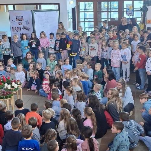 Adventkranzweihe 2025 mit Dekan Bernhard Kopp