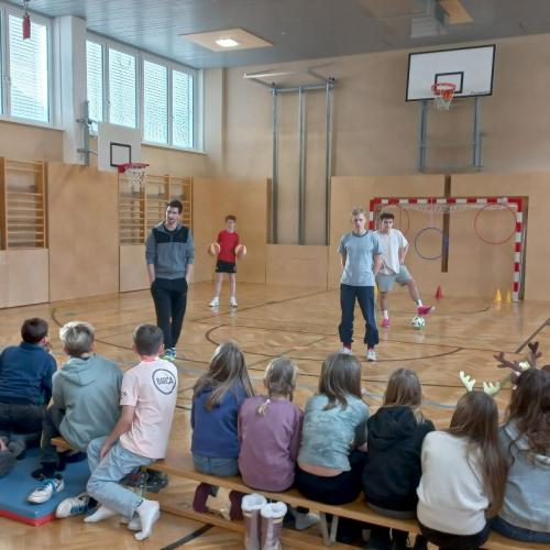 Besuch der 4. Klassen in der NMS Jenbach- 2025