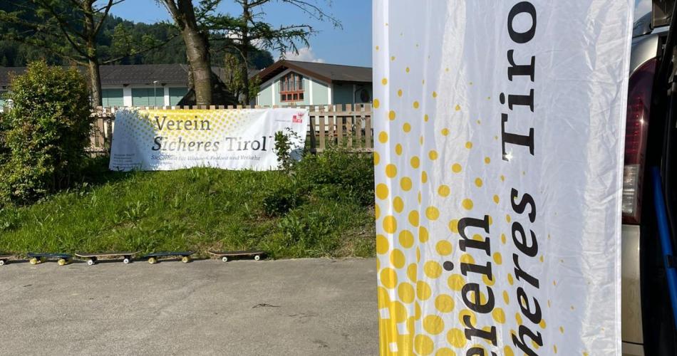 Sicherheitsfahrtraining mit dem Verein "Sicheres Tirol"