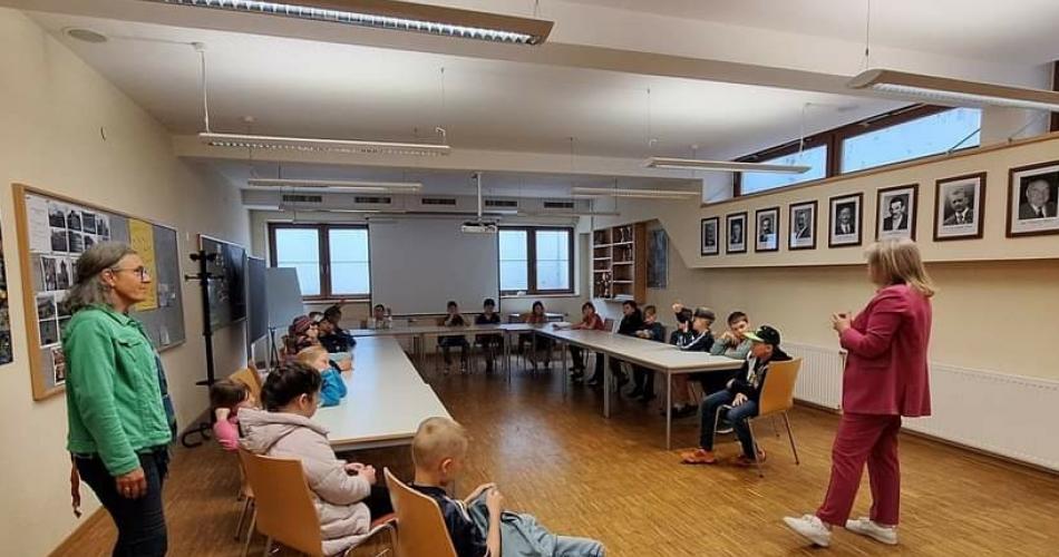 Besuch der 3. Klasse bei der Gemeinde und der Bürgermeisterin Marion Wex 2024