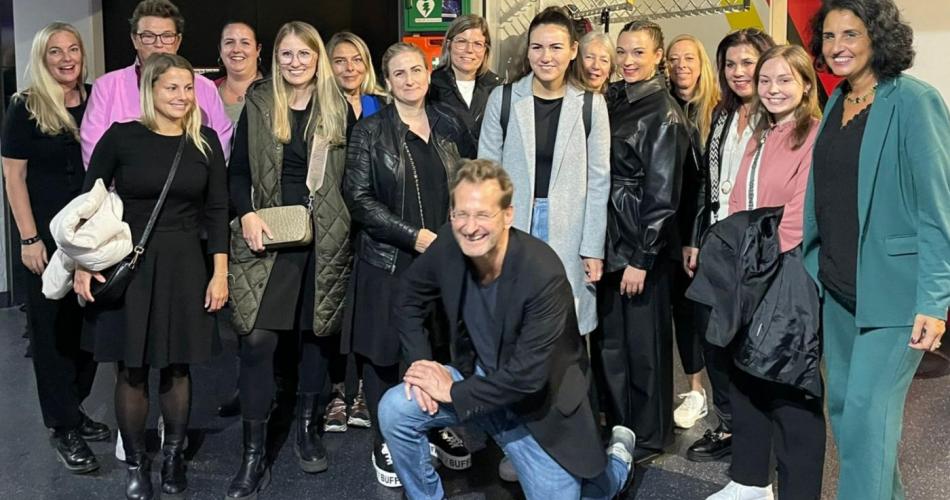 Kabarettbesuch- Teambuilding der Lehrerinnen ud Schulassistentinnen der VS St. Margarethen