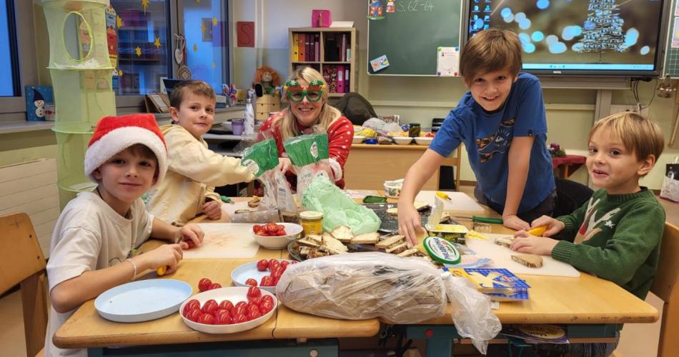 Weihnachtliches Schulbuffet 2024