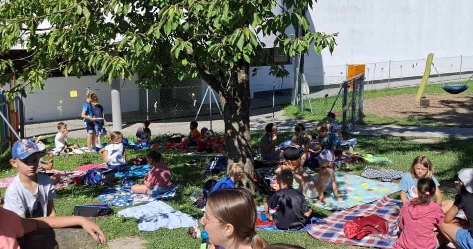 Picknick im Schulgarten- 2. Klassen 2025